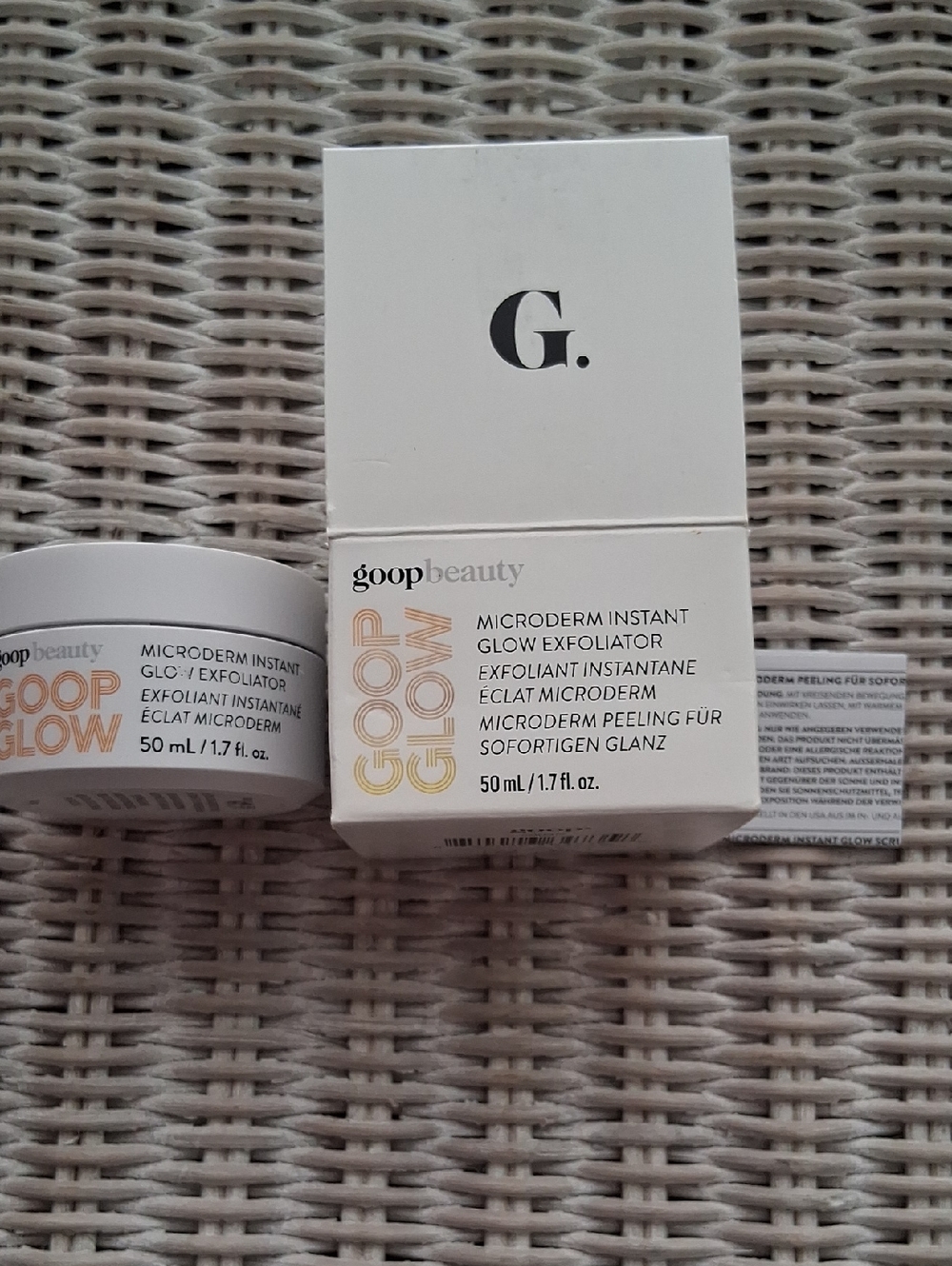goop beauty GOOPGLOW Microderm Instant Glow Exfoliator